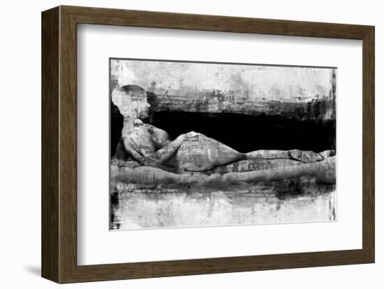 Venus d'Urban Ouest-Rosa Mesa-Framed Art Print