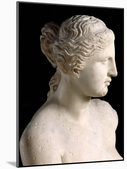 Venus de Milo, Detail of the Head, Hellenistic Period, c.100 BC-Greek-Mounted Giclee Print