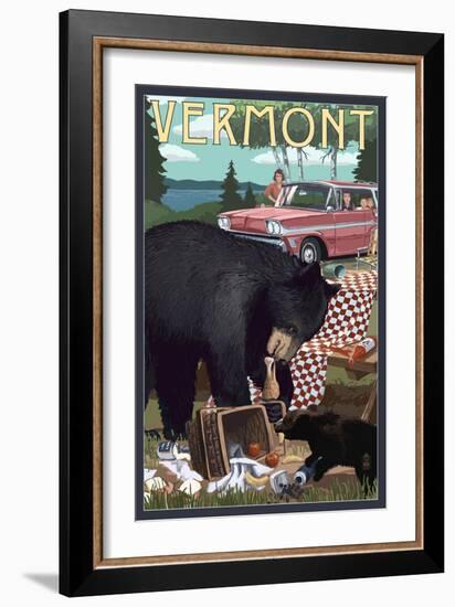 Vermont - Bear and Picnic Scene-Lantern Press-Framed Art Print