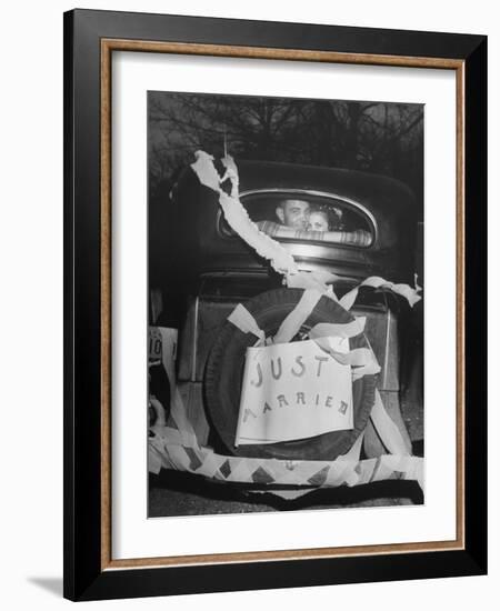 Vern Tobias and His Wife Eleanor, Leaving Home After Their Wedding-Sam Shere-Framed Photographic Print