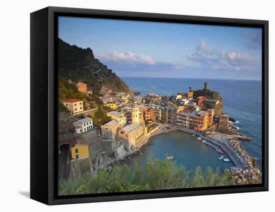 Vernazza, Cinque Terre, Riviera Di Levante, Liguria, Italy-Jon Arnold-Framed Premier Image Canvas