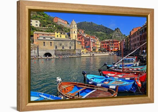 Vernazza, Italian Riviera, Cinque Terre, UNESCO World Heritage Site, Liguria, Italy, Europe-Hans-Peter Merten-Framed Premier Image Canvas