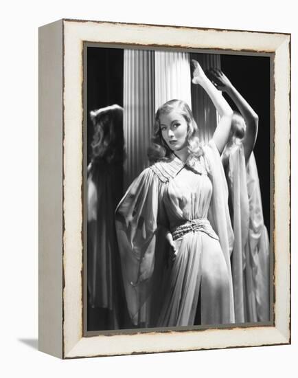 Veronica Lake, 1940-null-Framed Premier Image Canvas