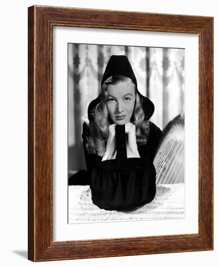 Veronica Lake, 1941-null-Framed Photo