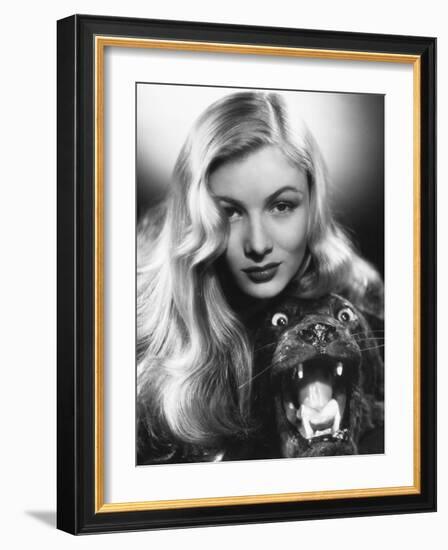 Veronica Lake, 1941-null-Framed Photographic Print