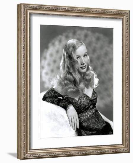 Veronica Lake, Early 1940s-null-Framed Photo