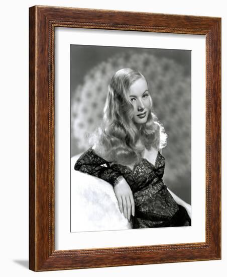 Veronica Lake, Early 1940s-null-Framed Photo