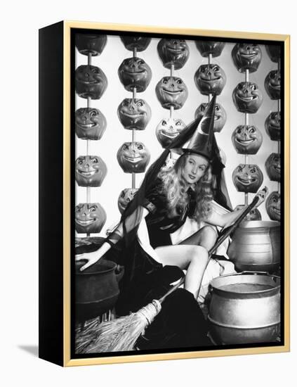 Veronica Lake, I Married a Witch, 1942-null-Framed Premier Image Canvas