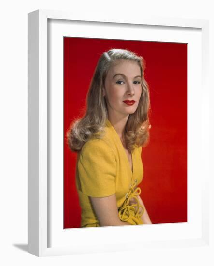 Veronica Lake-null-Framed Photographic Print