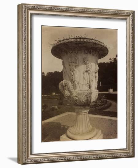 Versailles, , 1905-Eugene Atget-Framed Photographic Print