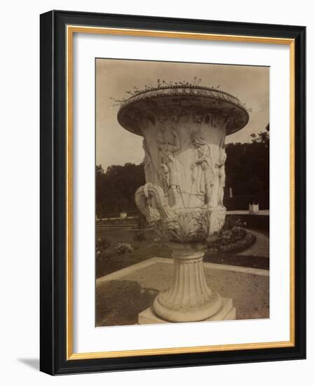 Versailles, , 1905-Eugene Atget-Framed Photographic Print