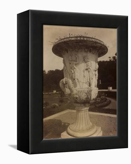 Versailles, , 1905-Eugene Atget-Framed Premier Image Canvas