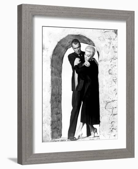 Vertigo, James Stewart, Kim Novak, 1958-null-Framed Photo