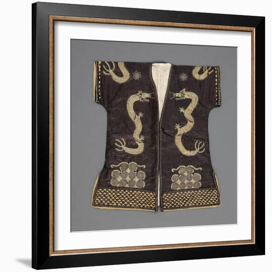 Veste à manches courtes-null-Framed Giclee Print