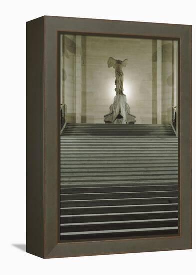 Victoire de Samothrace-null-Framed Premier Image Canvas