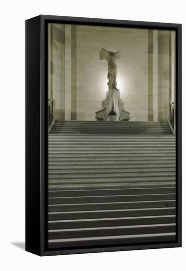 Victoire de Samothrace-null-Framed Premier Image Canvas