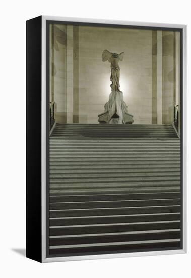 Victoire de Samothrace-null-Framed Premier Image Canvas