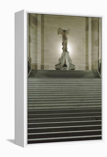 Victoire de Samothrace-null-Framed Premier Image Canvas