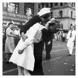 Kissing the War Goodbye (Times Square, New York City,, c.1945)-Victor Jorgensen-Framed Art Print