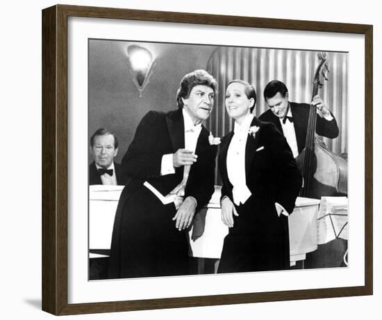 Victor Victoria (1982)-null-Framed Photo