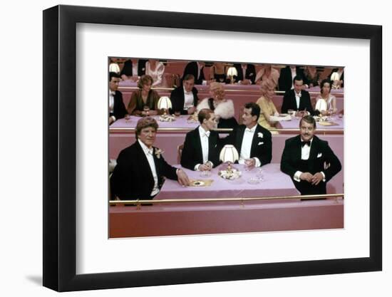 Victor Victoria (photo)-null-Framed Photo