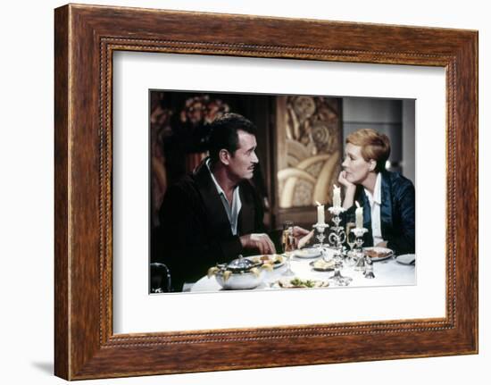 Victor Victoria (photo)-null-Framed Photo