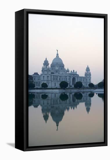 Victoria Memorial, Chowringhee, Kolkata (Calcutta), West Bengal, India, Asia-Bruno Morandi-Framed Premier Image Canvas