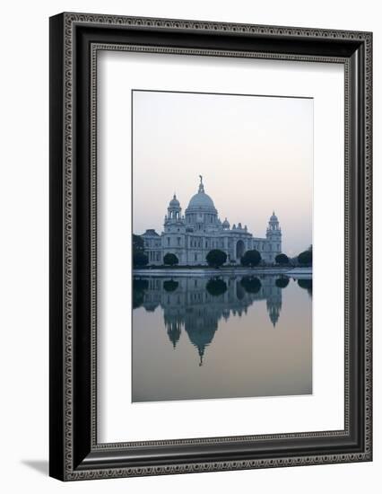 Victoria Memorial, Chowringhee, Kolkata (Calcutta), West Bengal, India, Asia-Bruno Morandi-Framed Photographic Print