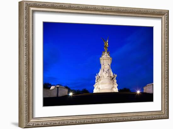 Victoria Memorial, London, England, United Kingdom-Felipe Rodriguez-Framed Photographic Print