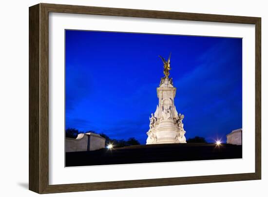 Victoria Memorial, London, England, United Kingdom-Felipe Rodriguez-Framed Photographic Print