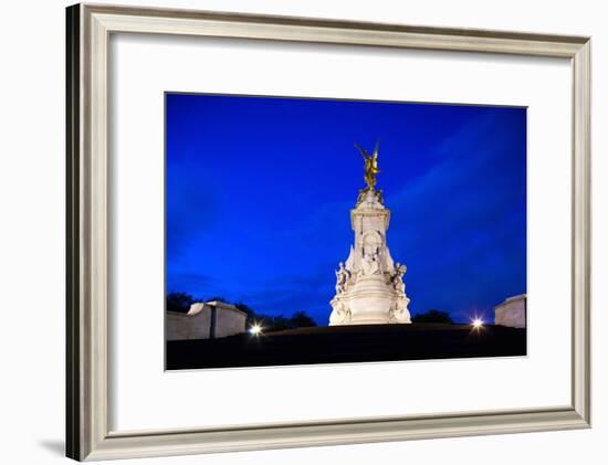 Victoria Memorial, London, England, United Kingdom-Felipe Rodriguez-Framed Photographic Print
