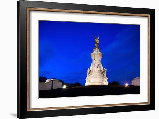 Victoria Memorial, London, England, United Kingdom-Felipe Rodriguez-Framed Photographic Print