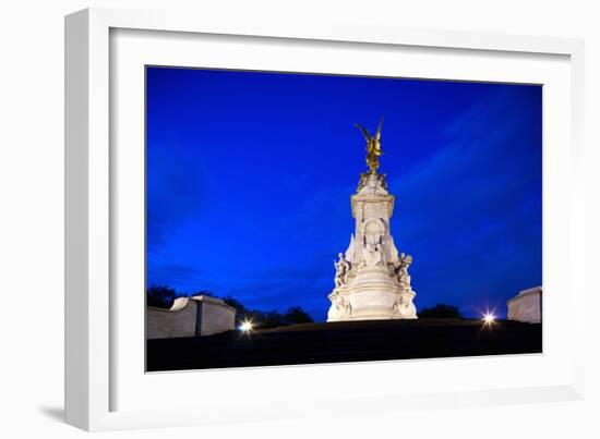 Victoria Memorial, London, England, United Kingdom-Felipe Rodriguez-Framed Photographic Print