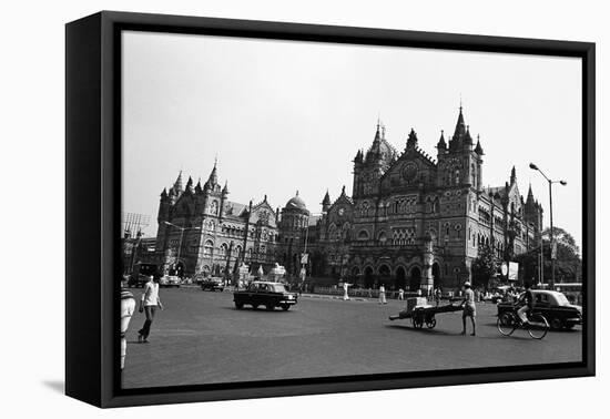 Victoria Terminus Railway Station, Mumbai, Maharashtra, India, 1982-null-Framed Premier Image Canvas