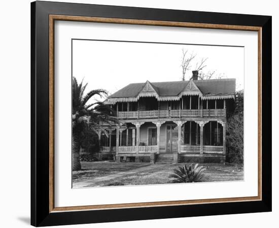 Victorian cottage in Waveland, Mississippi, 1936-Walker Evans-Framed Photographic Print