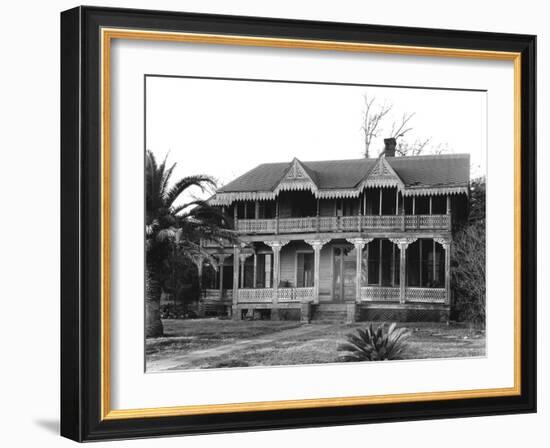 Victorian cottage in Waveland, Mississippi, 1936-Walker Evans-Framed Photographic Print