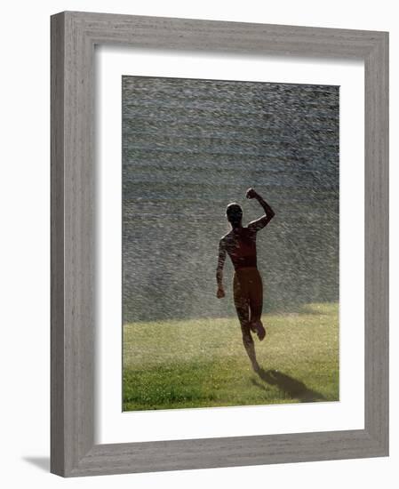 Victorious-null-Framed Photographic Print