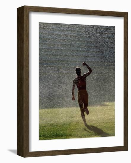 Victorious-null-Framed Photographic Print