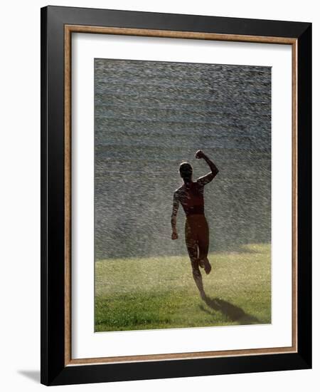 Victorious-null-Framed Photographic Print