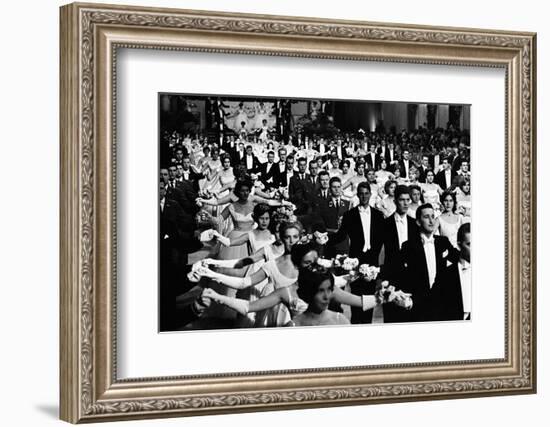 Vienna operaball ,carnival season. Couples, dance a waltz.-Erich Lessing-Framed Photographic Print