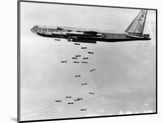 Vietnam B-52 Bombings-Associated Press-Mounted Photographic Print