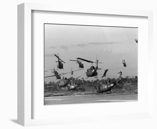 Vietnam Helicopter Assault-Associated Press-Framed Photographic Print