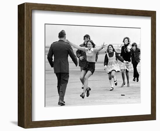 Vietnam Released POW-Sal Veder-Framed Photographic Print