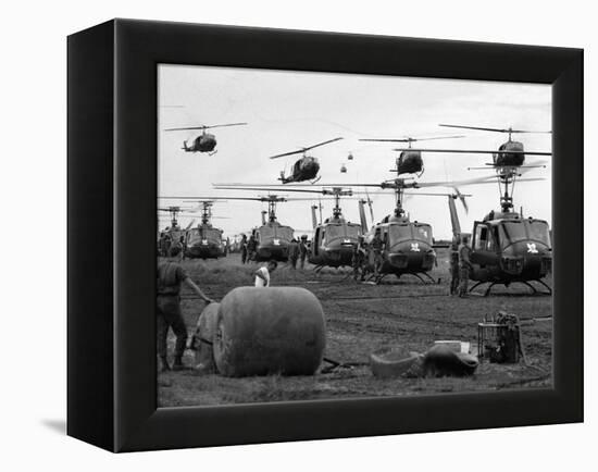 Vietnam U.S. Huey-Associated Press-Framed Premier Image Canvas