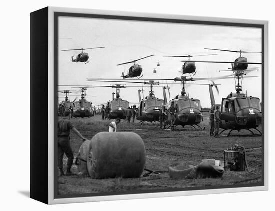 Vietnam U.S. Huey-Associated Press-Framed Premier Image Canvas