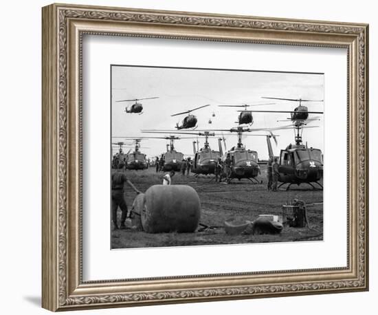 Vietnam U.S. Huey-Associated Press-Framed Photographic Print