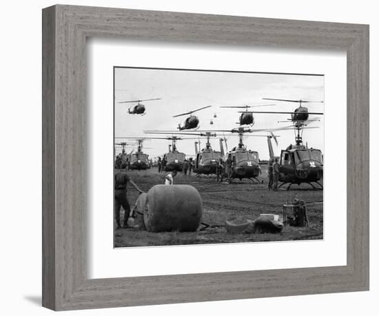 Vietnam U.S. Huey-Associated Press-Framed Photographic Print