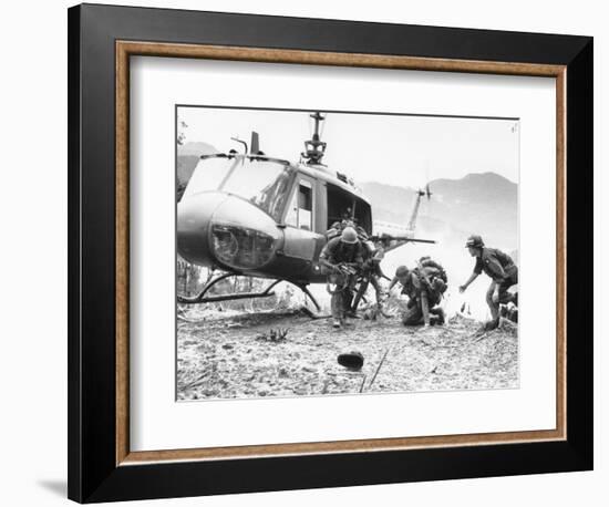 Vietnam War Hamburger Hill US Wounded-Associated Press-Framed Photographic Print