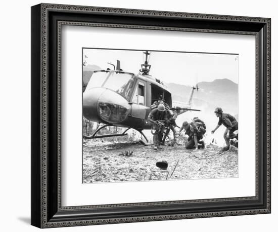 Vietnam War Hamburger Hill US Wounded-Associated Press-Framed Photographic Print