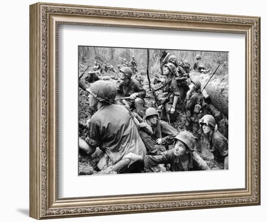 Vietnam War - U.S. Army-Henri Huet-Framed Photographic Print